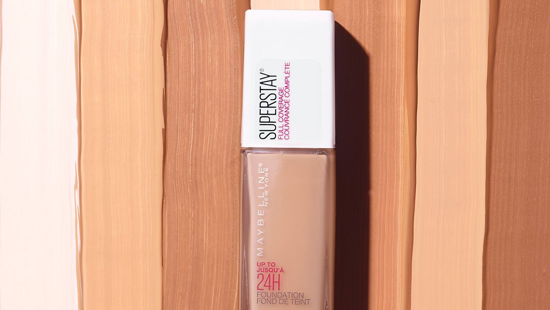 product laydown superstay 24hr foundation 5